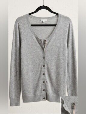 V-Neck Cashmere Blend Light Grey Button-Front Cardigan Sweater (Sz L) Lux